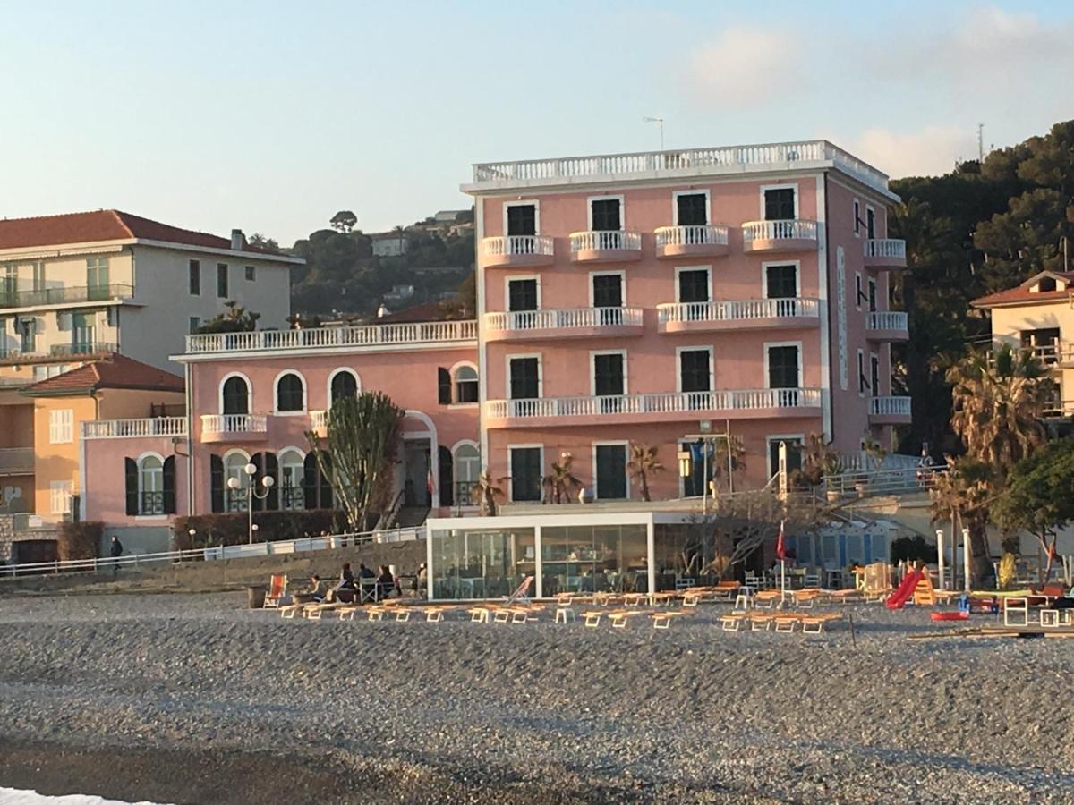 Hotel Piccolo Lido Bordighera Extérieur photo