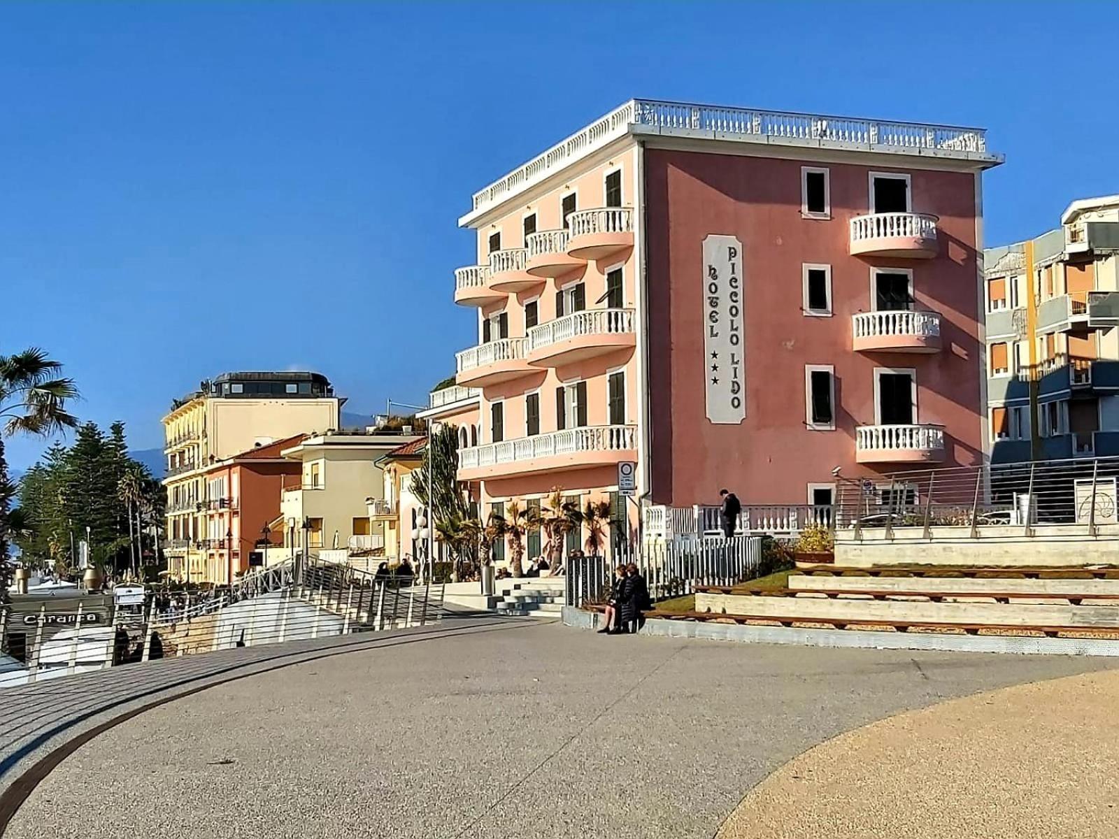 Hotel Piccolo Lido Bordighera Extérieur photo